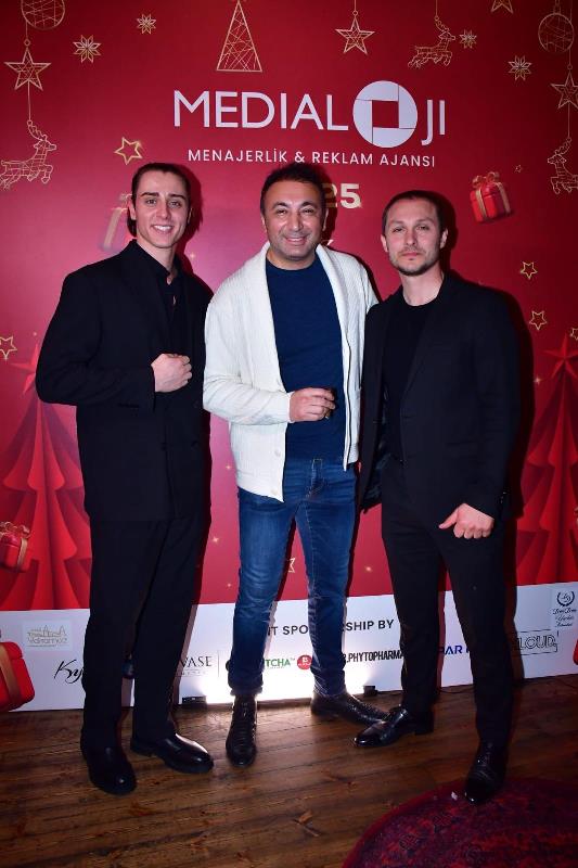 Medıalojı,  İddialı Yılbaşı Partisiyle Büyük Beğeni Topladı Medıalojı,  İddialı Yılbaşı Partisiyle Büyük Beğeni Topladı